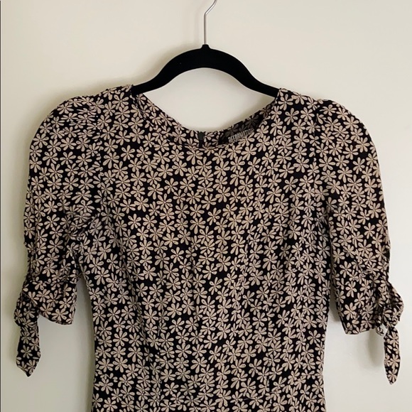 Reformation dress - Picture 2 of 2